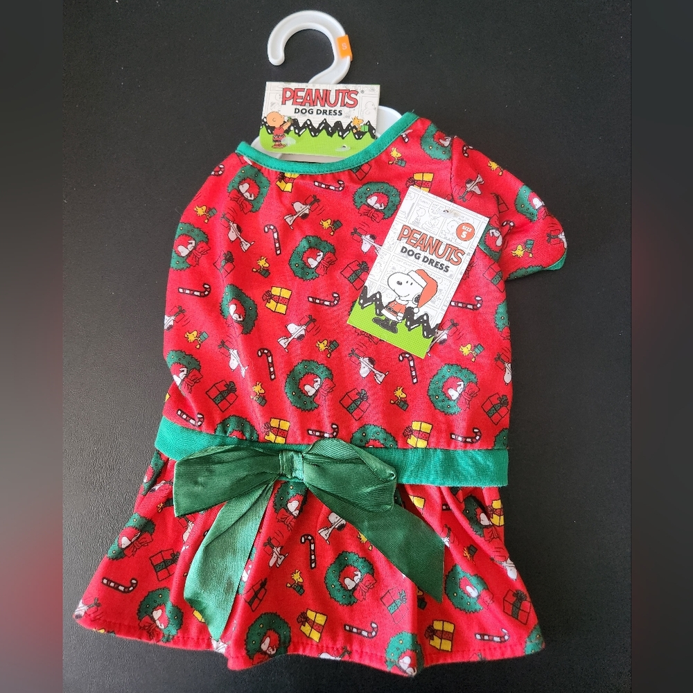 Dog Peanuts Holiday Dress Size S